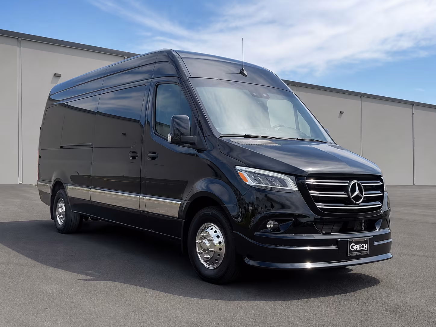 corona professional employee shuttle bus rentals in corona