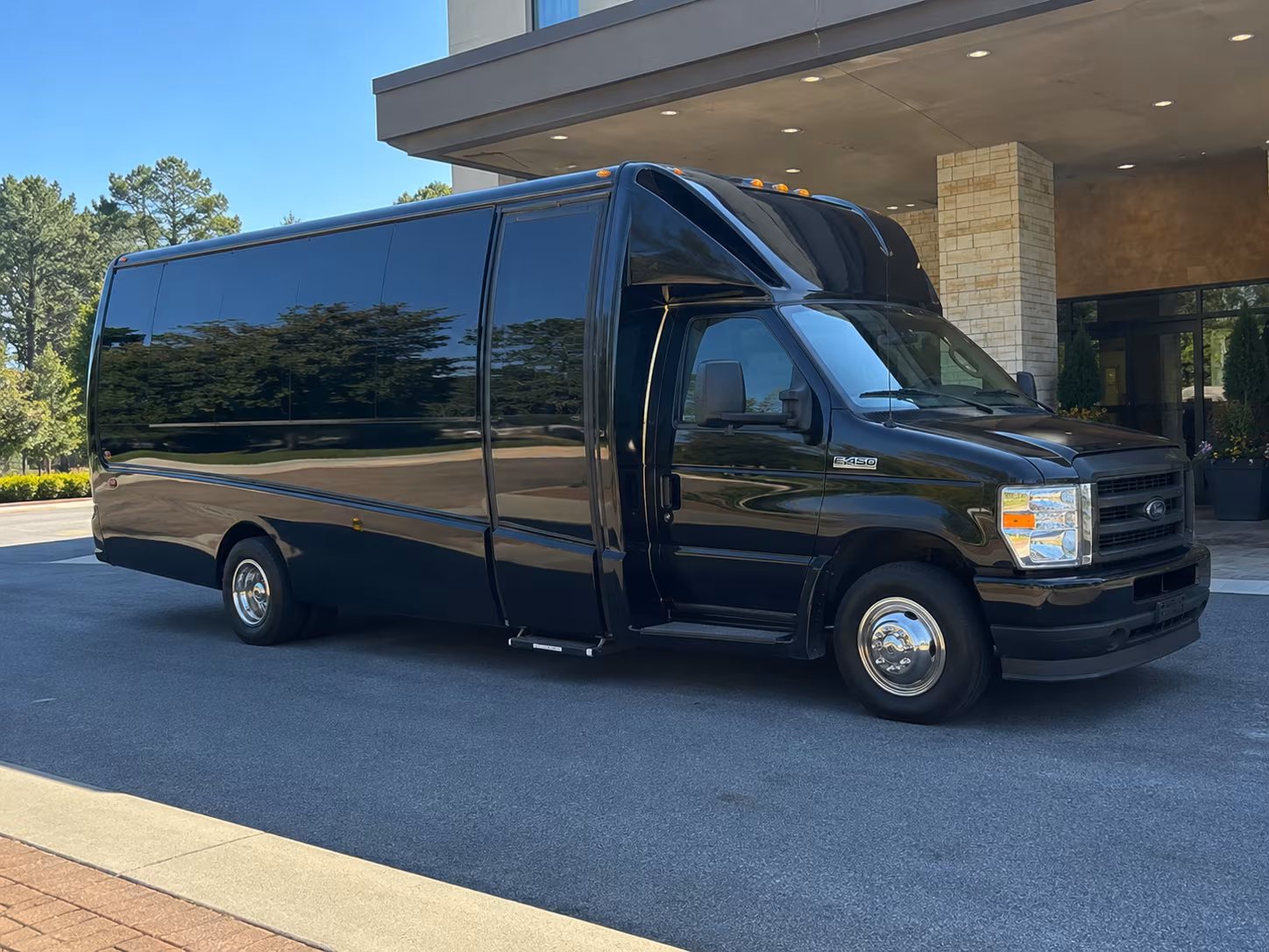 ready to take students to the california science center or natural history museum in los angeles