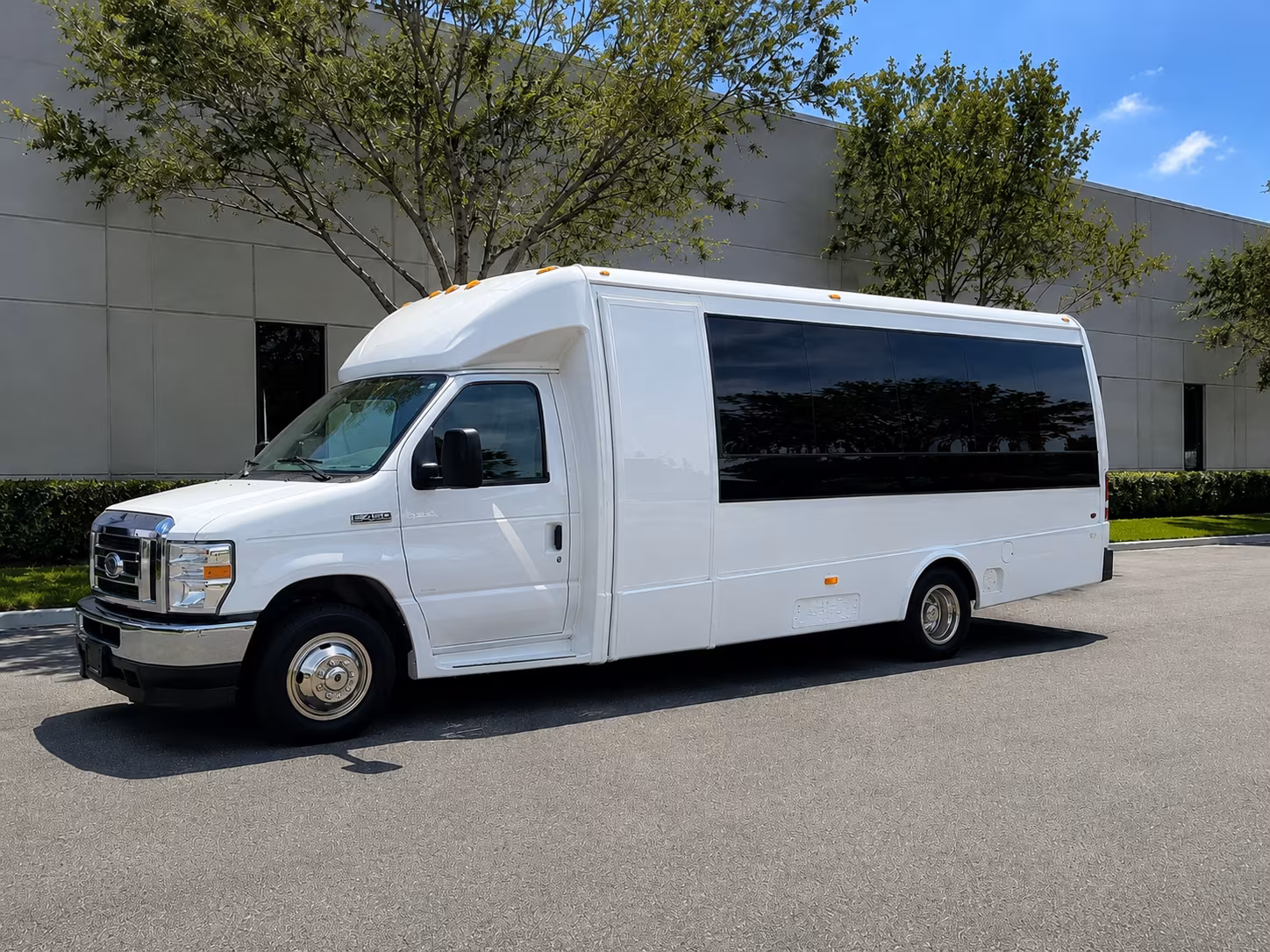 shuttle guests between san bernardino hotels and your colton area venue